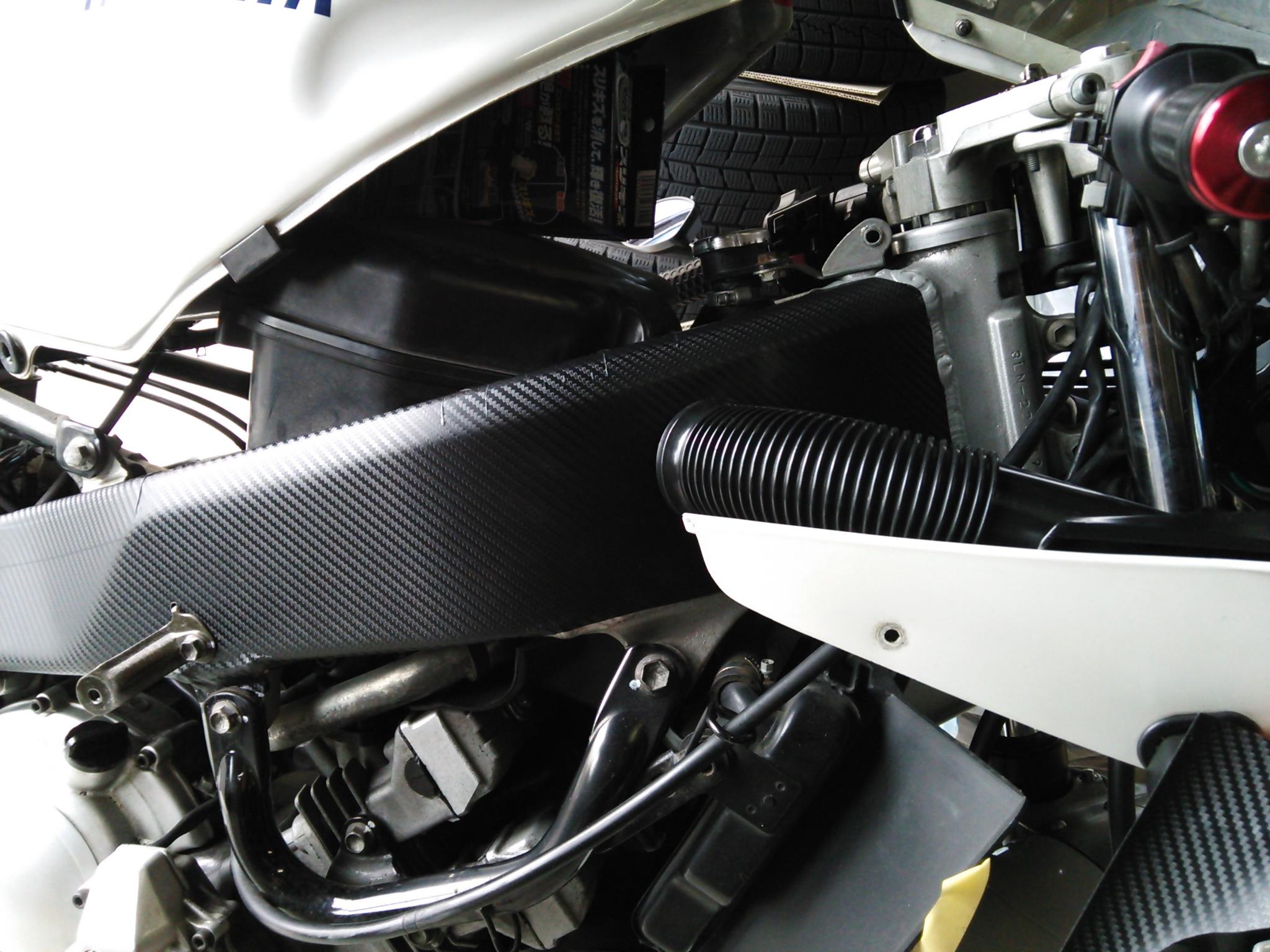 FZR250 fzr250 2kr  書類付き　フレーム　バイク　車体　パーツ FZR250 fzr250 2kr 書類付き フレーム バイク 車体 パーツ